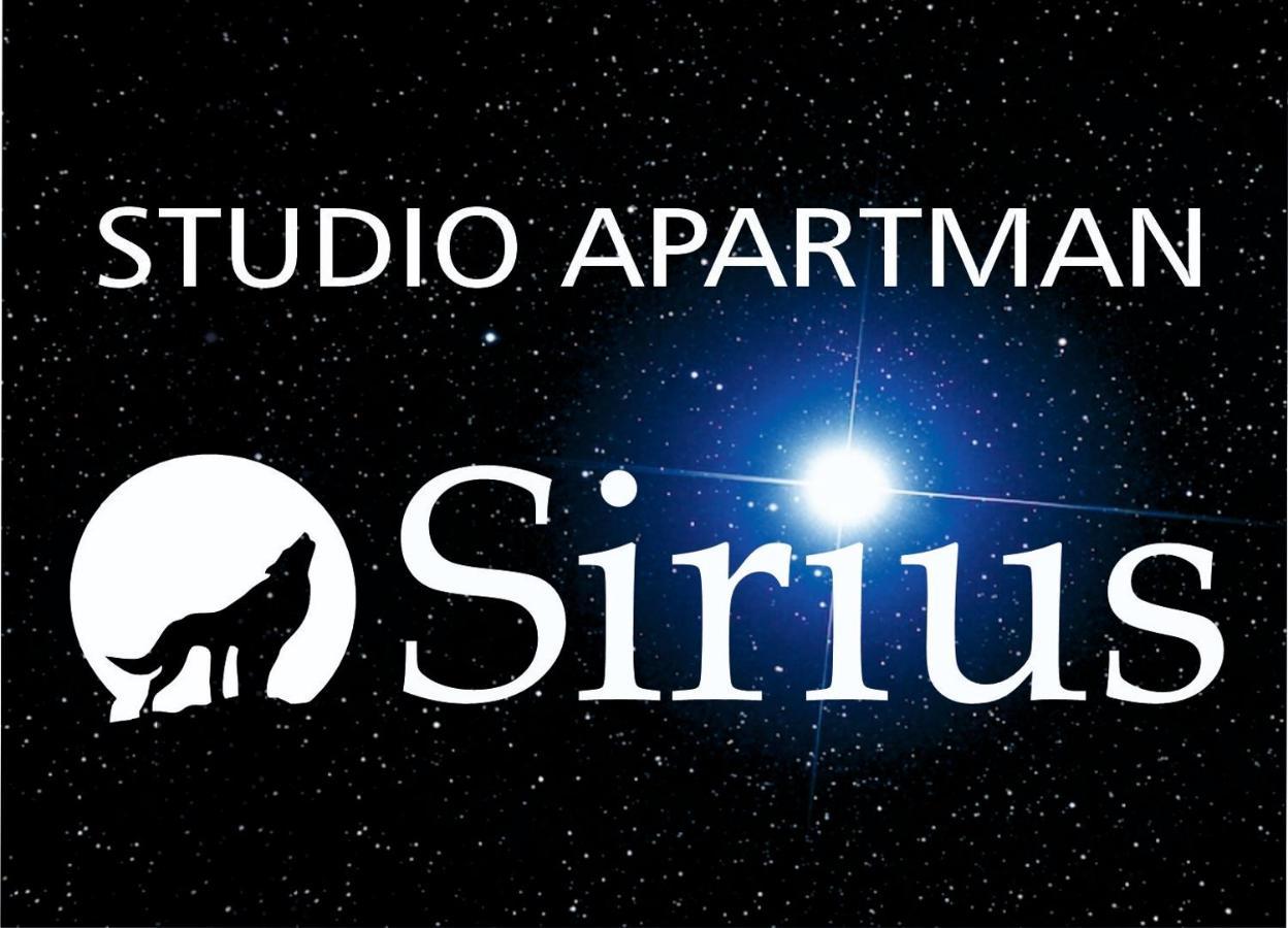 Studio Apartman Sirius Слуни Екстериор снимка